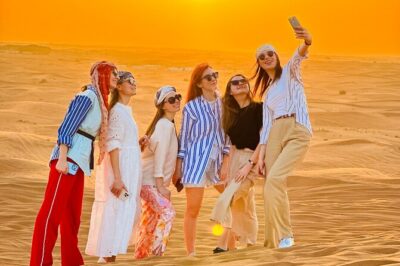 Dubai Sunset Red Dune Desert Safari, Sandboarding and Camel Ride - Dune Bashing on Red Sand: The Main Event