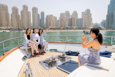 Dubai: The Luxury Yacht Tour with Live BBQ Option - Onboard setup: food, drinks, WiFi, and that GPS guide