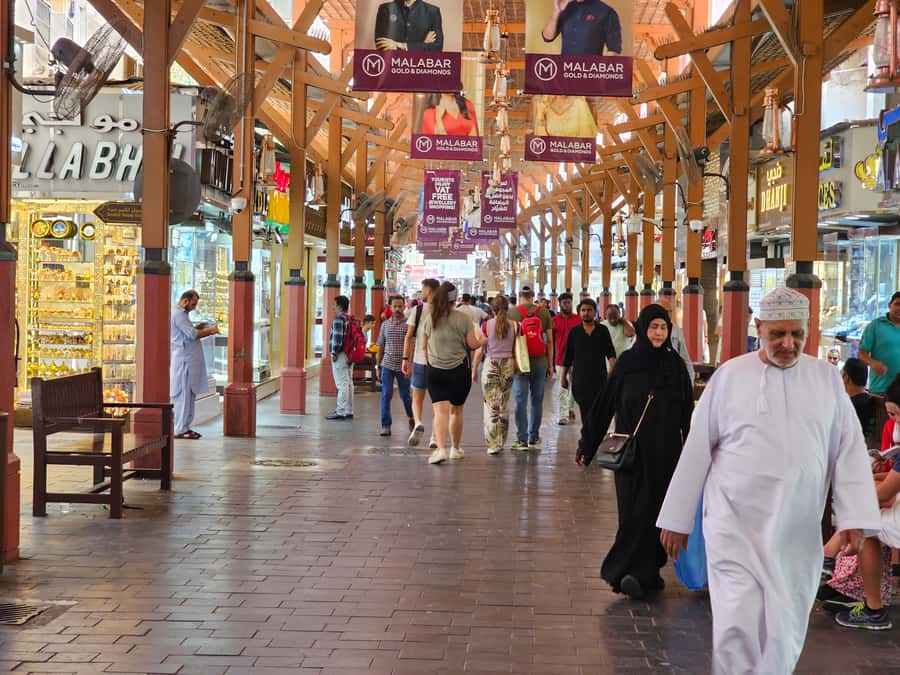 Dubai: Top 15 Must-See Dubai Sightseeing Tour in a SUV/VAN - Souq Madinat Jumeirah: The Burj Al Arab Framing Trick
