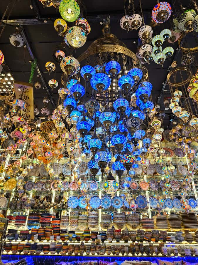 Dubai: Top 15 Must-See Dubai Sightseeing Tour in a SUV/VAN - Zabeel Palace and the Mosque Stop: Culture Without the Long Detour