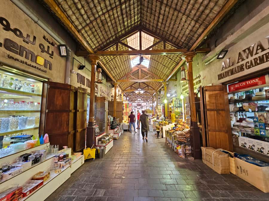 Dubai: Top 15 Must-See Dubai Sightseeing Tour in a SUV/VAN - Palm Jumeirah and Atlantis: The Smart Photo Stop From The Pointe