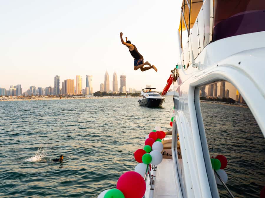 Dubai: Yacht Cruise with Swimming, Snorkeling and BBQ Lunch - Snorkeling gear and sea visibility: manage expectations