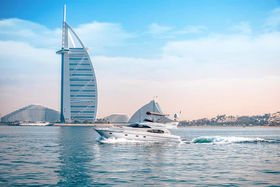 Dubai Yacht Tour - Boat Trip upto 12 guests Private event - Umm Suqeim and the beach-meets-city viewpoint