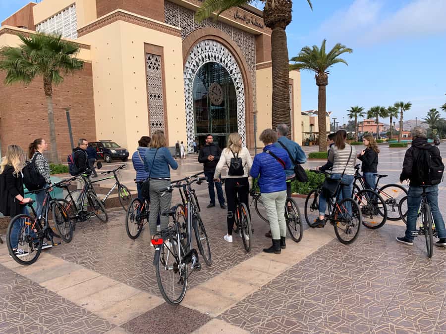 Dutch Bike Tour in Marrakech with Local Guide - A guided medina experience that doesn’t feel like a sprint