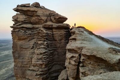 Edge Of The World Hike(Dinner under stars,village,bats cave,camp) - Riyadh pickup and the ride out there: less stress than DIY