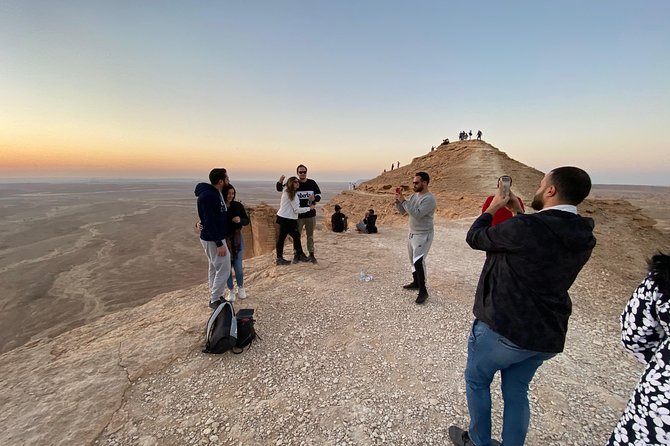 Edge of the World with 4x4 vehicles, sunset Dinner and stargazing - Off-road driving time: fun, brief, and part of the story