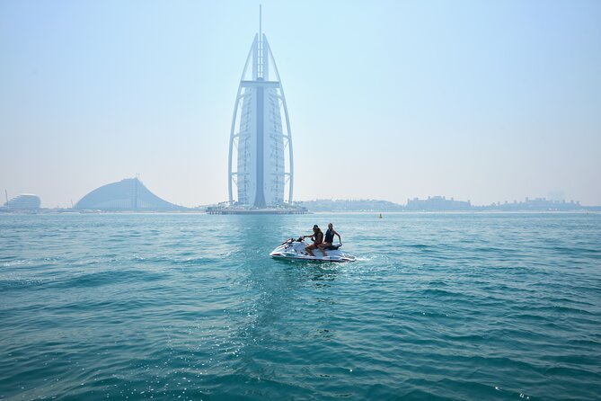 Exclusive 2HR Jet Ski TOUR-JBR & BLUEWATERS-ATLANTIS-BURJ AL ARAB - Itinerary moments: what happens at each photo break