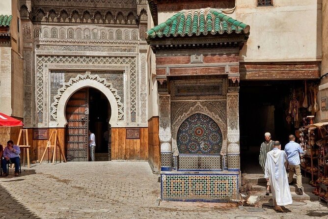 Fez Guided Tour with lunch from Casablanca - Private-Guide Feel in Fez’s UNESCO Medina
