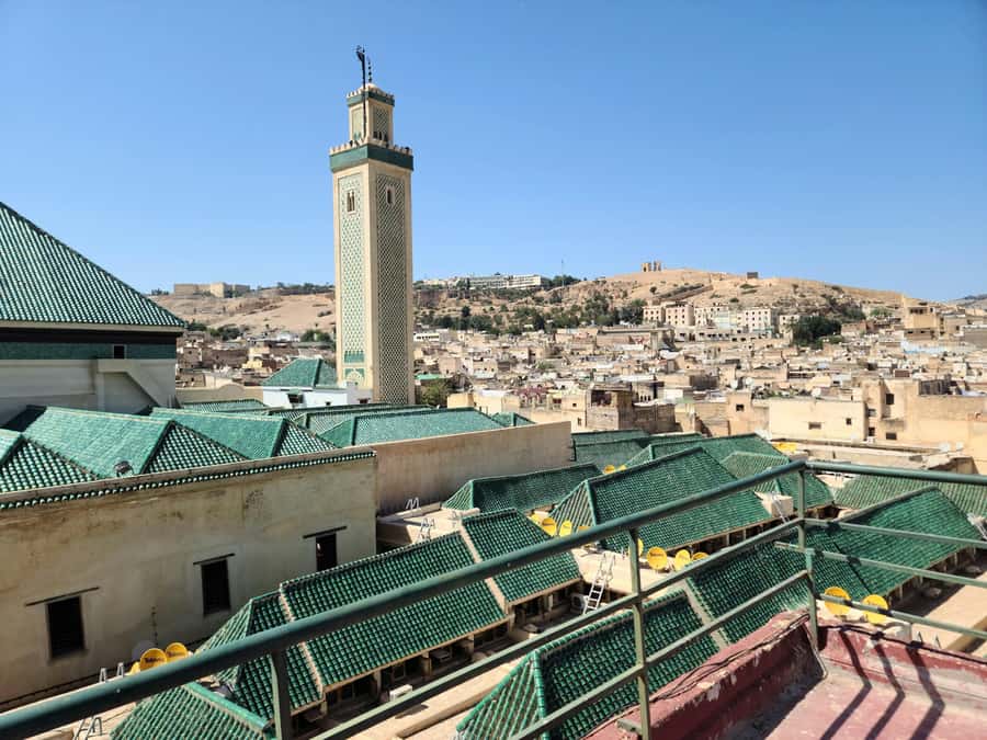 Fez: Guided Walking Tour of the Historic Medina - Bab Guisa start: finding your guide fast