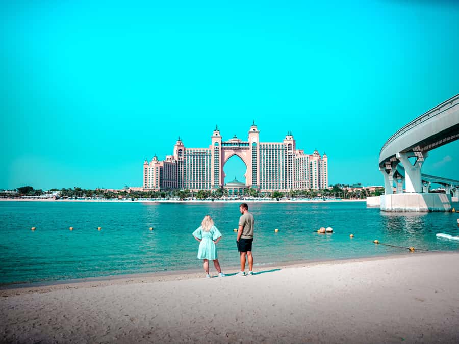 From Abu Dhabi: Dubai Full-Day Sightseeing Tour - Burj Khalifa and Dubai Mall: Iconic Photos Plus a Real Break