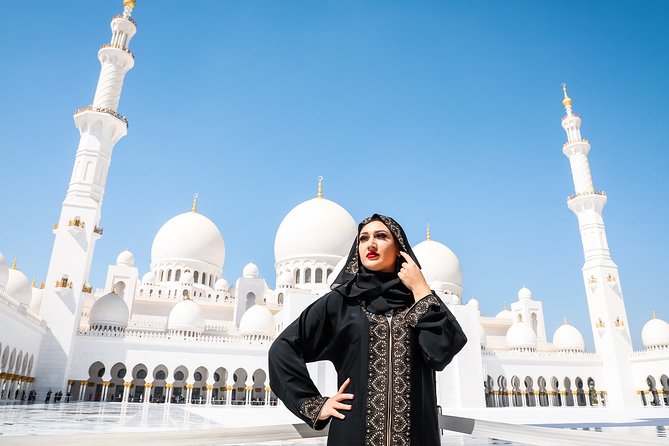From Abu Dhabi: Sheikh Zayed Mosque, Royal Palace & Etihad Tower - Price and logistics: what you’re really paying for