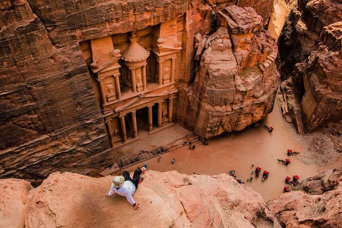 From Amman: Petra and Wadi rum Full day Tour - Private Pickup From Amman: Comfort Helps on a 12–14 Hour Day