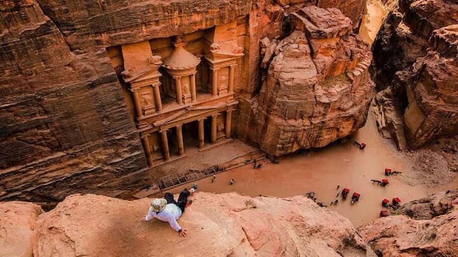 From Amman: Petra & Wadi Rum Private or group Day Tour - How the Amman Pickup and Road Time Really Feel
