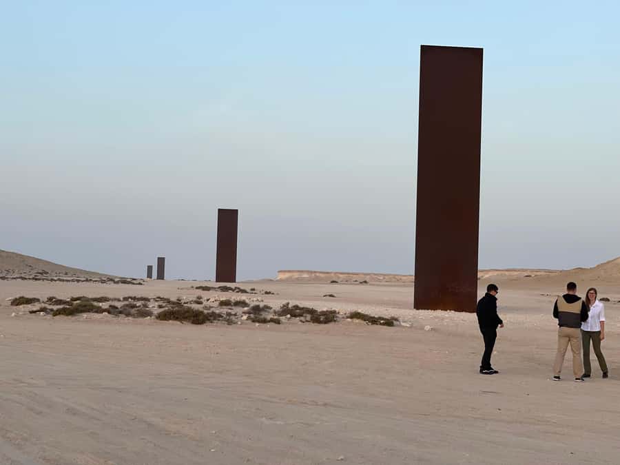 From Doha: Day Trip to North And West Qatar With Pickup - Zekreet Peninsula Wildlife Reserve: Umbrella Rock and Dune-Edge Photography