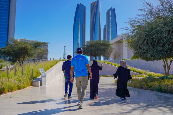 From Dubai: Abu Dhabi City Sightseeing & Sheikh Zayed Mosque - Corniche skyline stops: short, sweet, and very photo-friendly