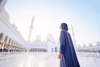 From Dubai: Abu Dhabi Essentials Tour with Optional Lunch - Sheikh Zayed Grand Mosque: The Stop That Changes the Whole Day