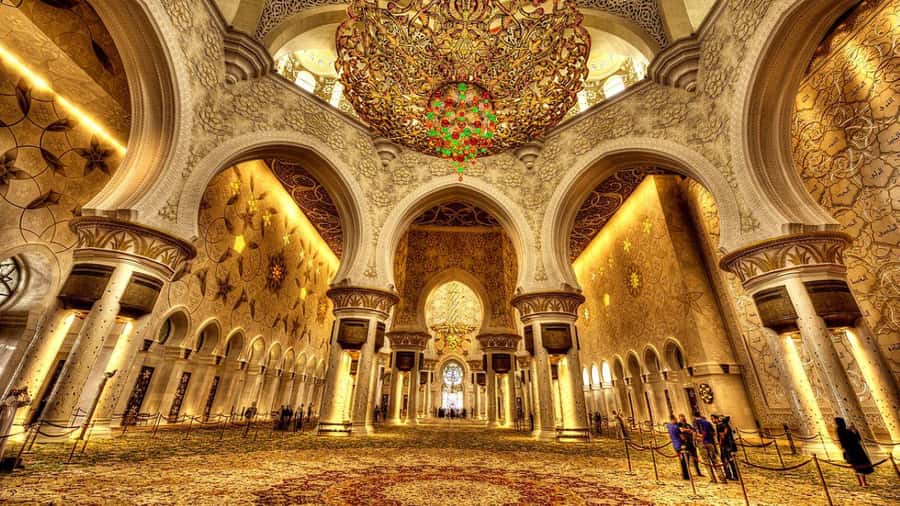 From Dubai: Abu Dhabi Grand Mosque Visit & Theme Park Option - Key things you’ll notice on this tour