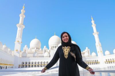 From Dubai To Abu Dhabi: Royal Palace, Grand Mosque &Etihad Tower - Timing and ride comfort: why the 9–10 hours can feel fine (or not)