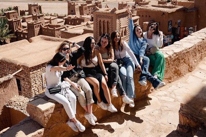 From Fes: Unforgettable Desert Tour to Marrakech 3-Day - Midelt and the fossil stop: quick food break, then back on the road