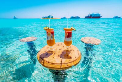 From Hurghada: Paradise Island Snorkeling Cruise with Lunch - Yacht vs speedboat: choose your pace (and your time on shore)