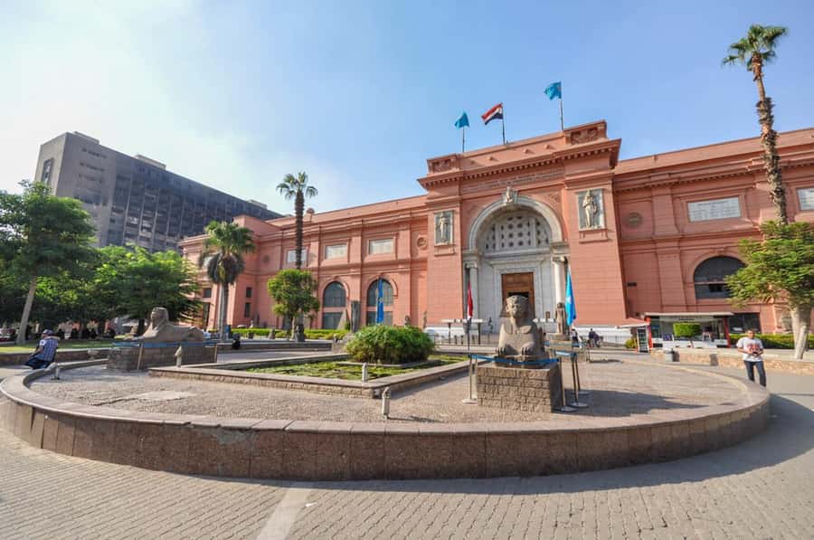 From Hurghada: Pyramids & Museum Small Group Tour by Van - Don’t Rush the Options: Inside the Pyramid and the Nile Felucca