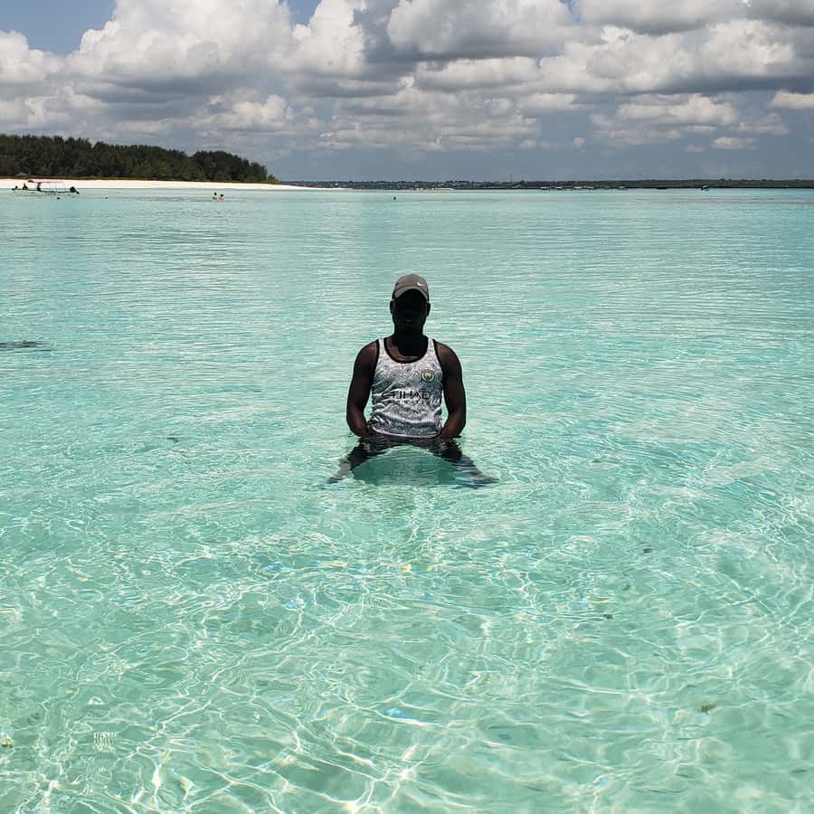 From Kendwa: Mnemba Boat Trip and Dolphin Snorkel Adventure - Swimming with dolphins: what to expect and how to feel safe
