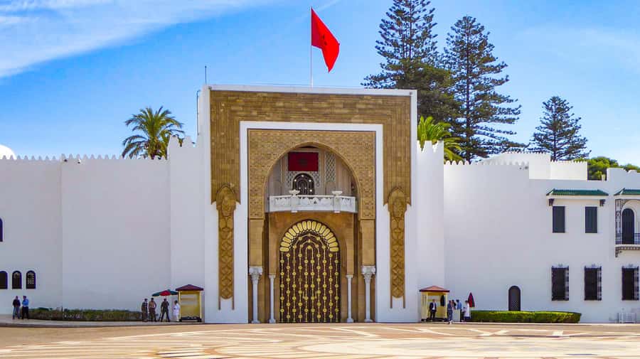 From Málaga: Morocco Day Trip with Tour Guide and Lunch - Key highlights that matter on the ground