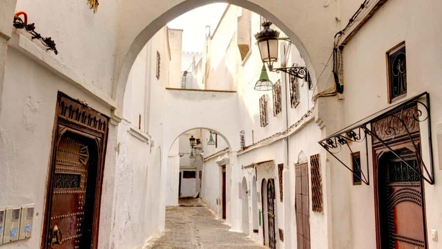 From Málaga: Morocco Day Trip with Tour Guide and Lunch - Tetouan on foot: Medina streets, Mellah corners, and UNESCO walls