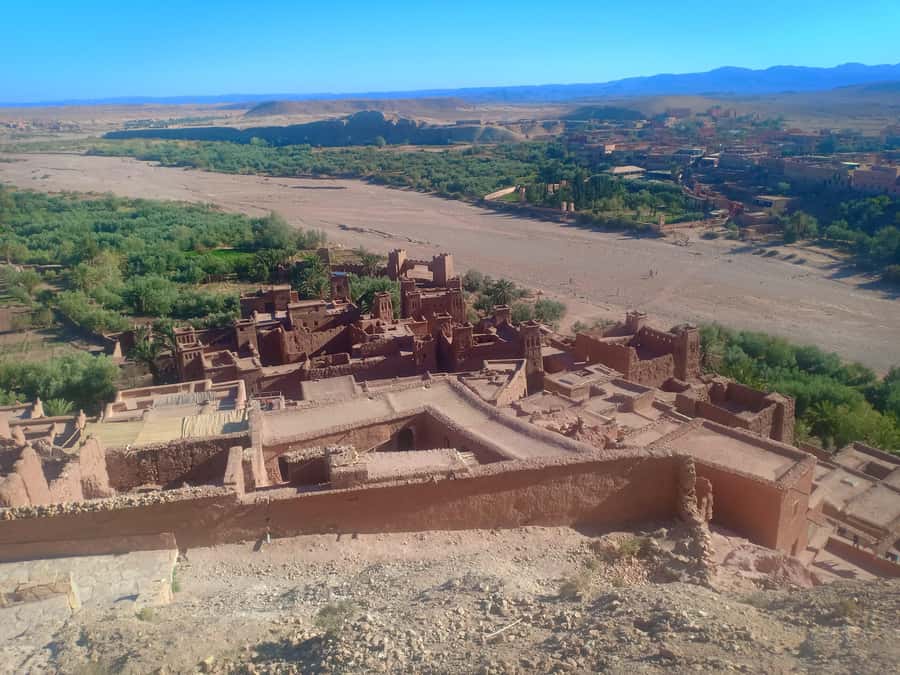 From Marrakech to Fes 3-Day Luxrury Tour via Sahara Desert - Day 3: Sunrise Over Erg Chebbi, Ziz Valley to Midelt, and Cedar Forest Country into Fes