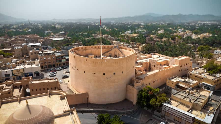 From Muscat: Nizwa and Jebel Akhdar Tour with Lunch - From Muscat to Nizwa and the Hajar Mountains drive