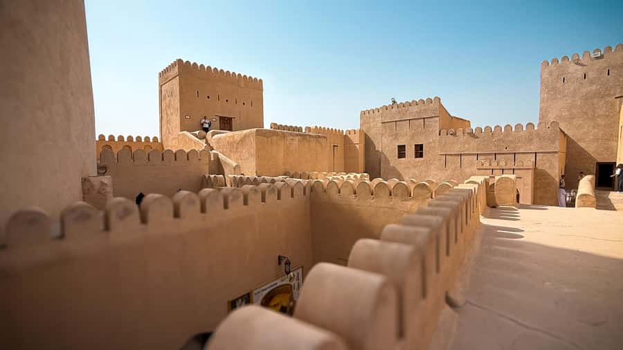 From Muscat: Nizwa and Jebel Akhdar Tour with Lunch - Lunch, water, and what the day feels like overall