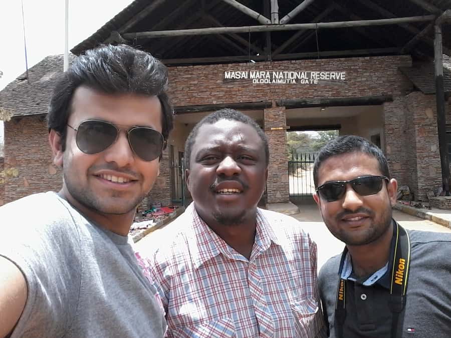 From Nairobi: 3 Days, 2 Nights Maasai Mara Group Safari - Nairobi pickup at 8:00 and the Rift Valley viewpoint stop