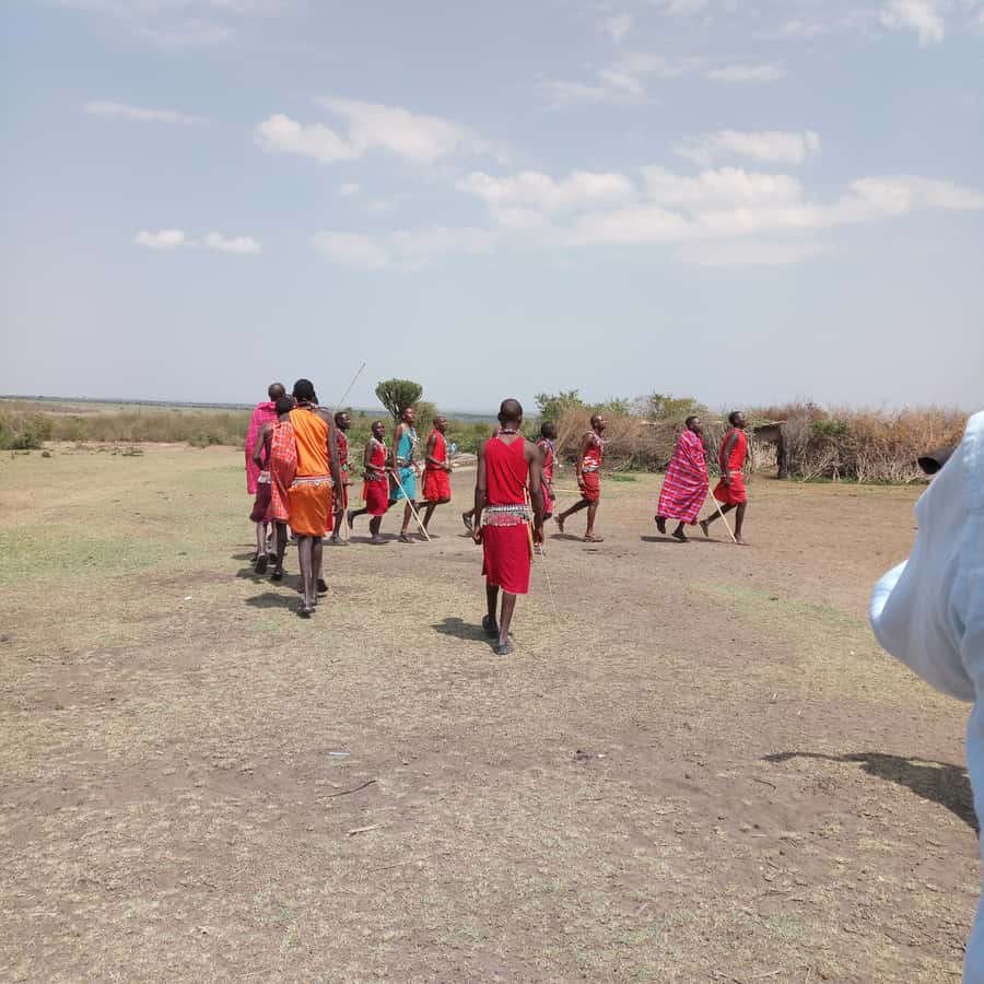 From Nairobi: 3 Days, 2 Nights Maasai Mara Group Safari - Going to the Mara River crossing: hippos and crocodiles year-round