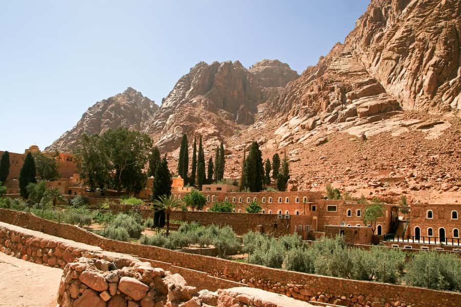 From Sharm: Mount Moses Trekking, Sunrise & Monastery Visit - Breakfast and the switch from climb mode to culture mode
