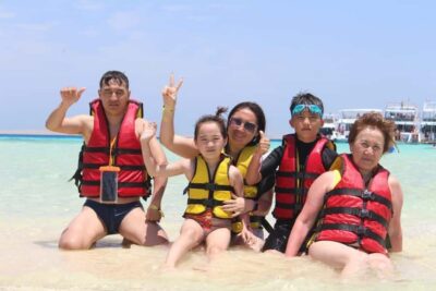 From Sharm: Ras Mohammed Cruise with Island Visit and Lunch - Board the yacht: comfort you’ll actually use
