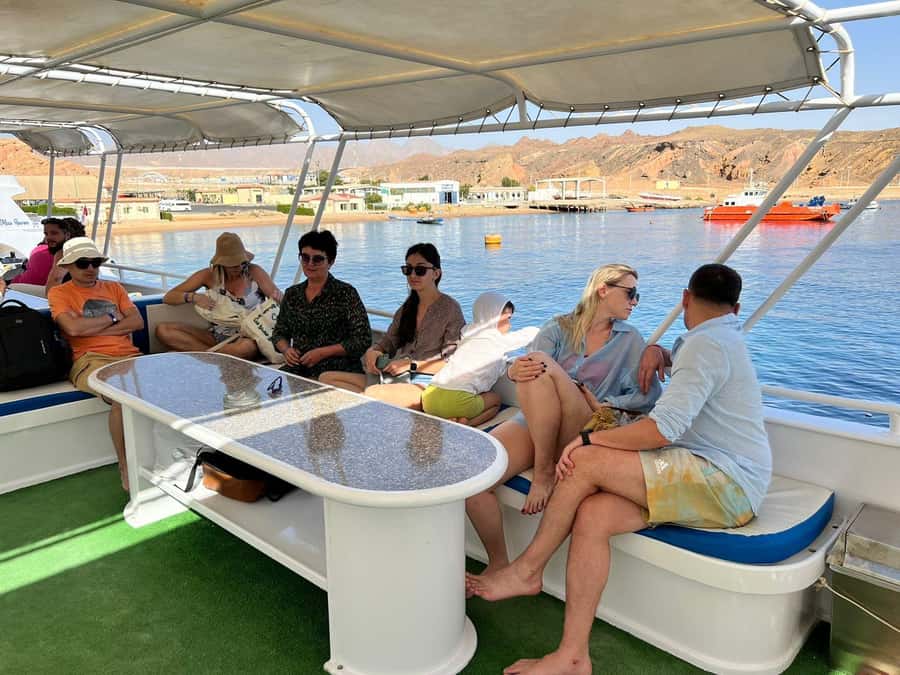 From Sharm: Ras Mohammed Cruise with Island Visit and Lunch - Ras Mohamed National Park: how the reefs are staged