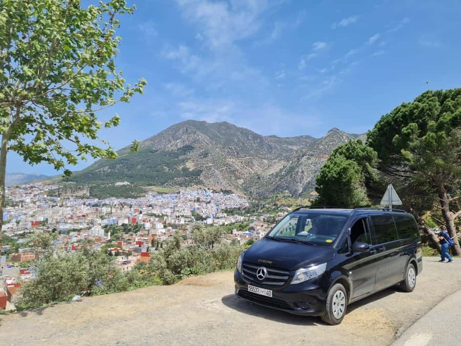 From Tangier: Day Trip to Chefchaouen and Akchour Waterfalls - Kasbah-to-café rhythm: how the break and free time work