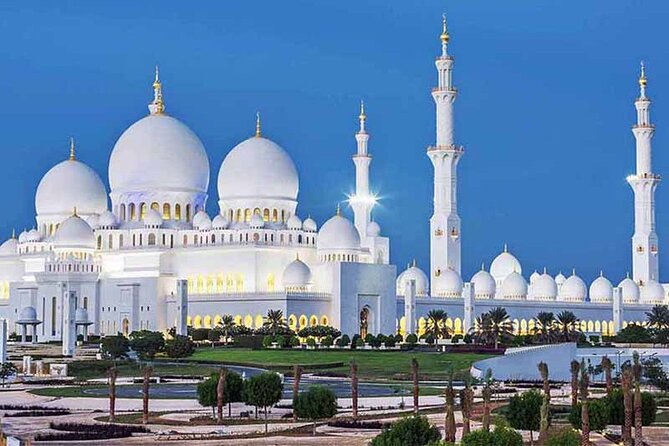 Full-Day Abu Dhabi City Guided Tour from Dubai - Sheikh Zayed Grand Mosque Center: The Main Stop on This One-Day Route