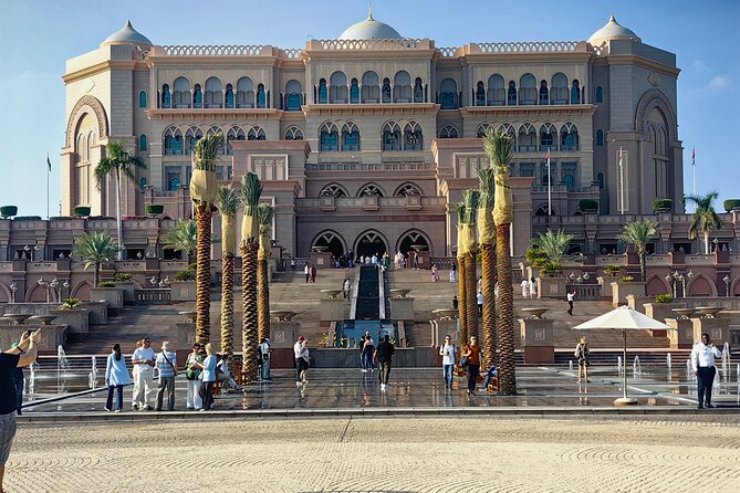 Full-Day Abu Dhabi City Shared Tour - Marina Mall on the Corniche: The Smart Break (and Food Option)