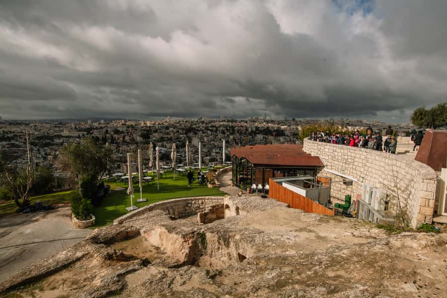 Full Day City Tour of Jerusalem - Walking, Crowds, and Group Size: How to Make This Day Work