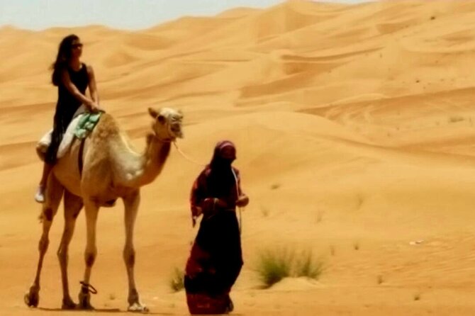 Full-Day Private Wahiba Sands Desert and Wadi Bani Khalid Tour - What to bring: the small things that prevent big discomfort