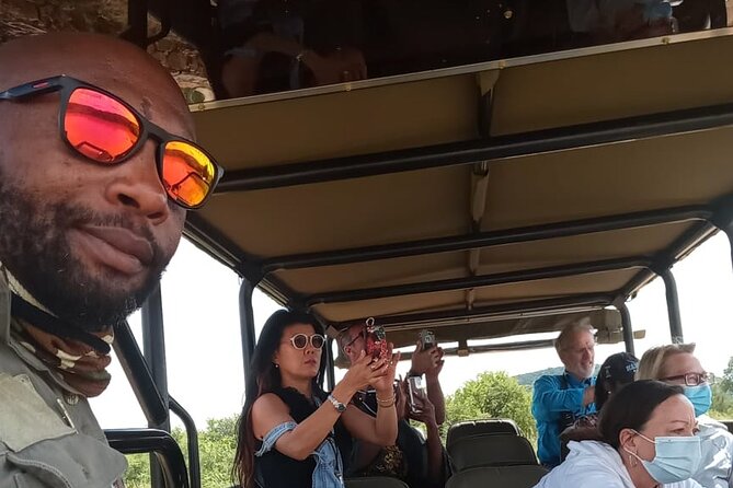 Full Day Ultimate Pilanesberg National Park Safari from Johannesburg or Pretoria - Lunch at Pilanesberg Center: eating with wildlife in sight
