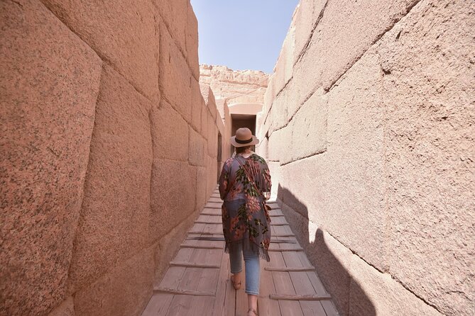 Giza Pyramids, Sphinx, Saqqara and Memphis Full-Day Cairo Tour - Pickup, timing, and keeping your day from melting