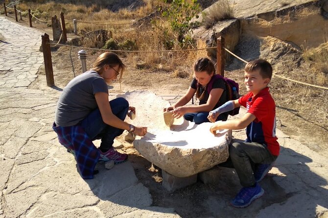 Gobustan & Mud, Fire Temple, Burning Mountain (Group & Private) - Stop 1 and 2: Old City views and the Bibi-Heybat Mosque