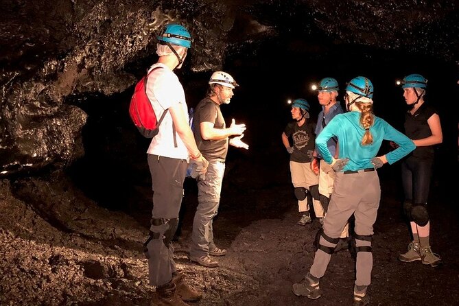 Guided tour of the 2004 lava tunnels - First Look in the Dark: Where Your Brain Goes From Fear to Wonder
