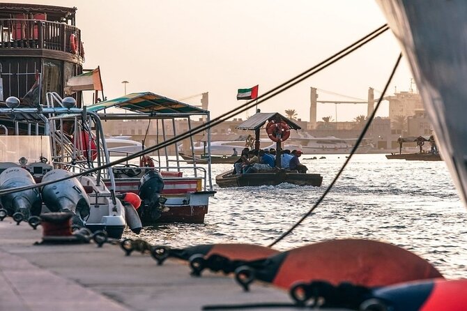 Half Day Dubai City Sightseeing Tour with Pick up - Souk Madinat Jumeirah and the Modern Photo Passes