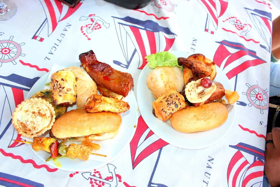 Hartbeespoort: 2-Hour Dam Cruise with South African Food - After You Dock: How the Beach Cafe Pass Extends the Day