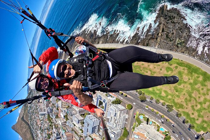 Hi5 Tandem Paragliding Cape Town - Cape Town from the air: why this flight feels different