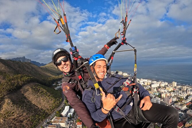 Hi5 Tandem Paragliding Cape Town - Photo extras: souvenir pics are optional, not required