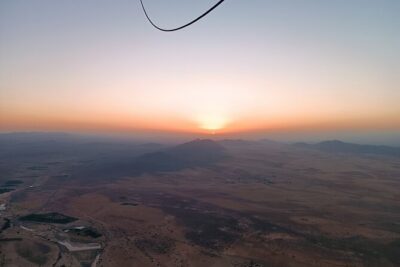 Hot air balloon flight to Marrakech in a small group. Breakfast - Safety briefing, takeoff, and how the flight time really feels